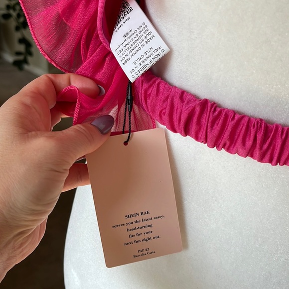 Nwt- pink satin backless top - Picture 10 of 11